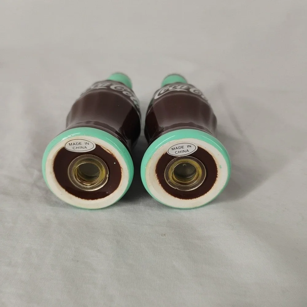 Vintage Coca Cola Bottle Salt And‎ Pepper Shaker Set w/stoppers